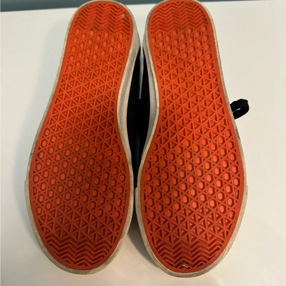 Like new Tory Burch Navy and White “Wally” Sneakers, size 6 - Picture 3 of 7